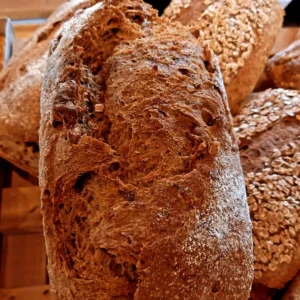 Dinkelvollkorn-Walnussbrot (Di, Mi, Sa)